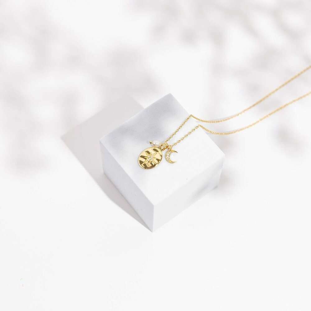 14K Gold Plated Engraved Coin Pendant Necklaces for Women | Byzantine Coin Penda - Picture 4 of 6